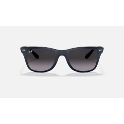 WAYFARER LITEFORCE
Lenses: Grey Gradient  +  Frame: Blue