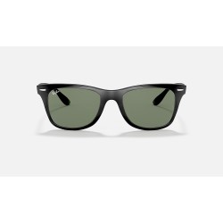 WAYFARER LITEFORCE
Lenses: Green Classic  +  Frame: Black