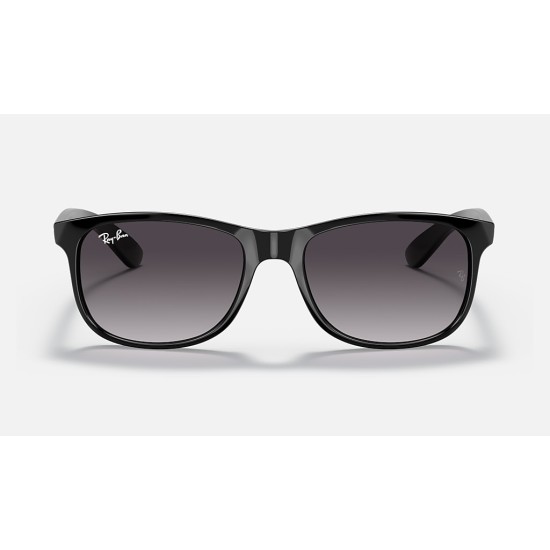 Andy
Lenses: Grey Gradient  +  Frame: Black