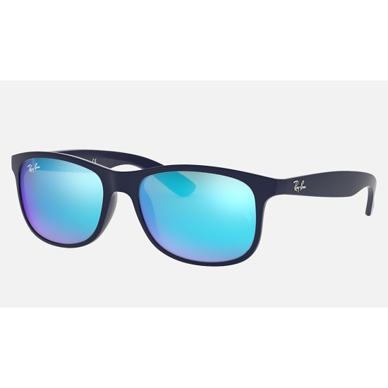 Andy
Lenses: Blue Mirror  +  Frame: Blue