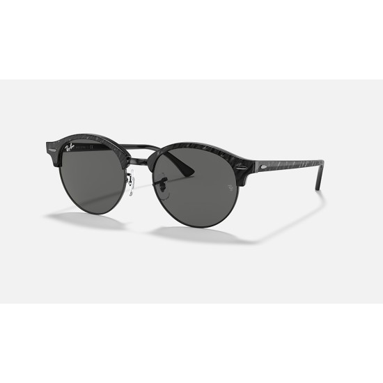 CLUBROUND MARBLE
Lenses: Dark Grey Classic  +  Frame: Wrinkled Black