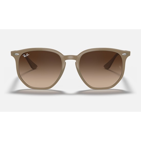 RB4306
Lenses: Brown Gradient  +  Frame: Beige (Beige)
