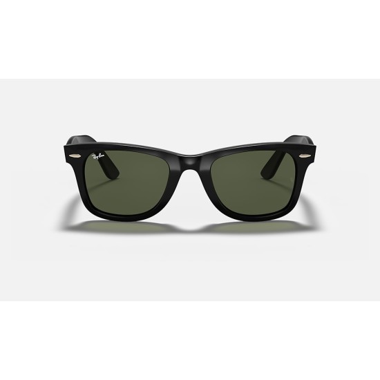 WAYFARER EASE
Lenses: Green Classic  +  Frame: Black