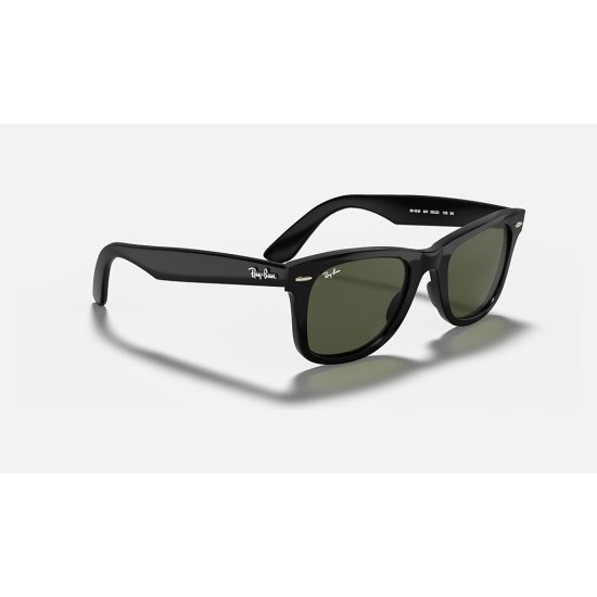 WAYFARER EASE
Lenses: Green Classic  +  Frame: Black