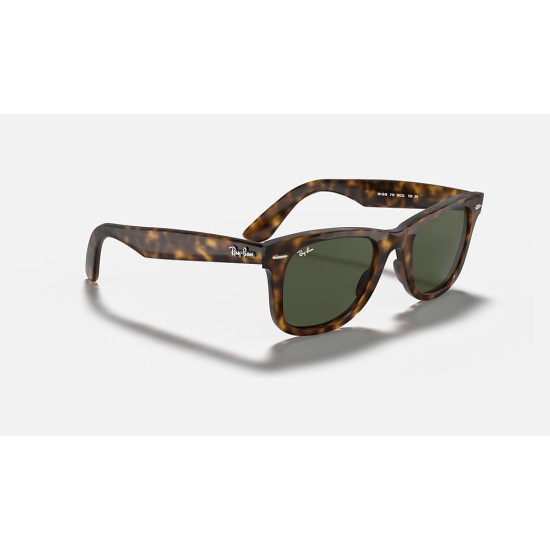 WAYFARER EASE
Lenses: Green Classic  +  Frame: Tortoise