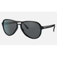 Vagabond
Lenses: Dark Grey Classic  +  Frame: Black