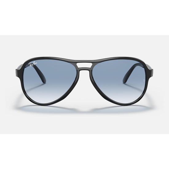 VAGABOND
Lenses: Blue Gradient  +  Frame: Black Transparent Blue Black