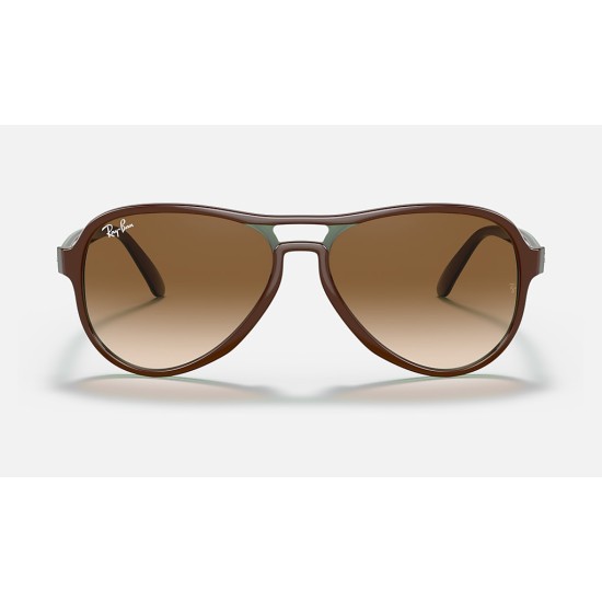 VAGABOND
Lenses: Brown Gradient  +  Frame: Brown Transparent Green Brown