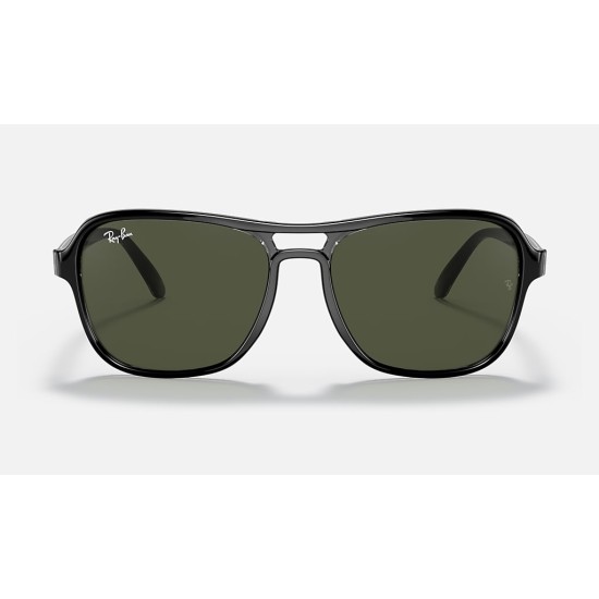 State Side
Lenses: Green Classic  +  Frame: Black