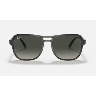STATE SIDE
Lenses: Grey Gradient  +  Frame: Grey Transparent Red Grey