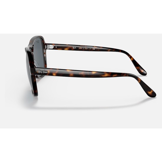 State Side
Lenses: Blue/Grey Classic  +  Frame: Havana