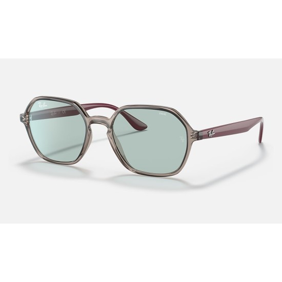 RB4361 EVOLVE
Lenses: Green Photochromic Classic  +  Frame: Bordeaux