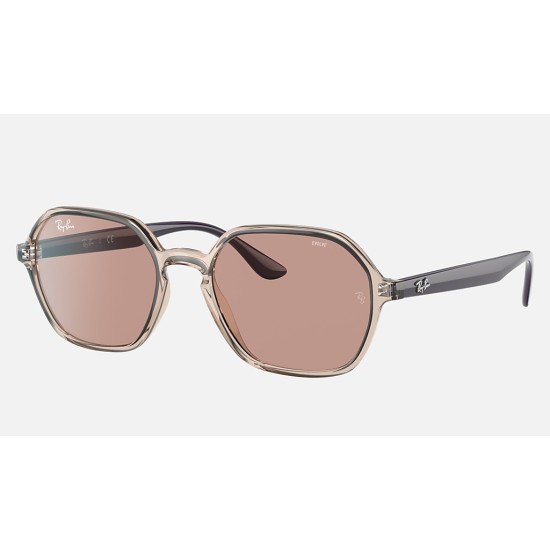 RB4361 EVOLVE
Lenses: Brown Photochromic Classic  +  Frame: Light Brown