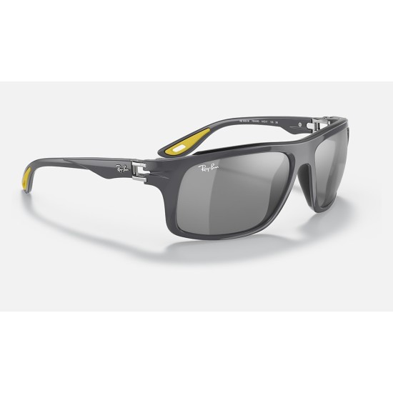 RB4364M SCUDERIA FERRARI COLLECTION
Lenses: Grey Mirror  +  Frame: Grey