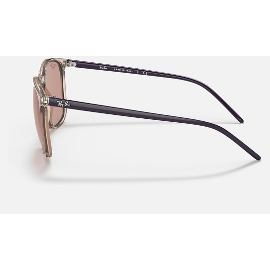 RB4387 EVOLVE
Lenses: Brown Photochromic Classic  +  Frame: Light Brown
