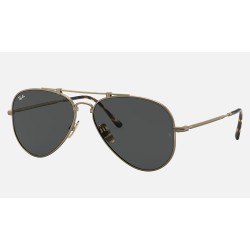 AVIATOR TITANIUMLenses: Grey Classic  +  Frame: Antique Gold