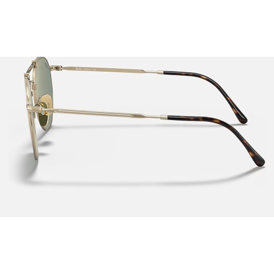 ROUND DOUBLE BRIDGE TITANIUM
Lenses: Green Classic  +  Frame: Gold