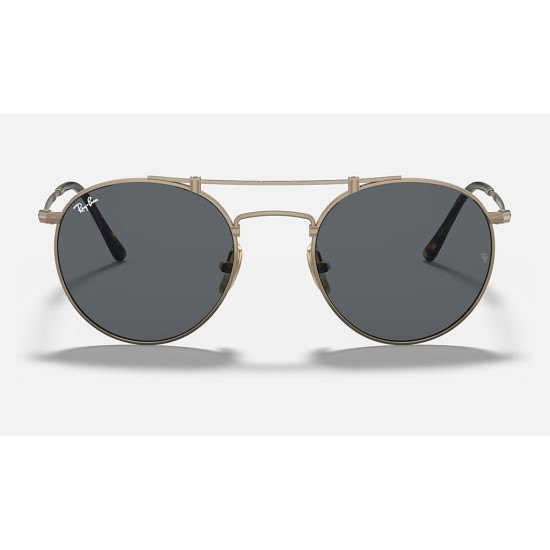 ROUND DOUBLE BRIDGE TITANIUM
Lenses: Grey Classic  +  Frame: Antique Gold