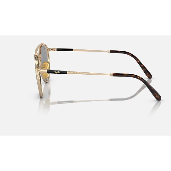 ROUND II TITANIUM
Lenses: Green Classic  +  Frame: Gold