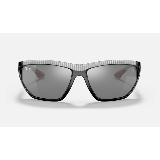 RB8359M SCUDERIA FERRARI COLLECTION
Lenses: Grey Mirror  +  Frame: Black