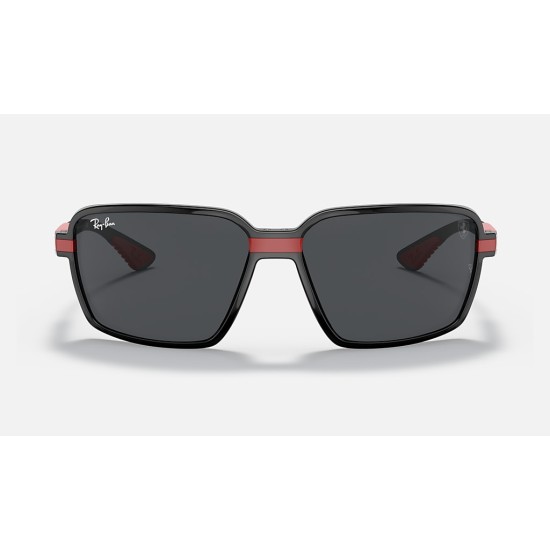 RB8360M SCUDERIA FERRARI COLLECTION
Lenses: Light Brown Gradient  +  Frame: Black