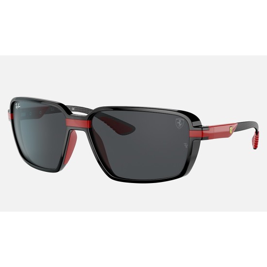 RB8360M SCUDERIA FERRARI COLLECTION
Lenses: Light Brown Gradient  +  Frame: Black