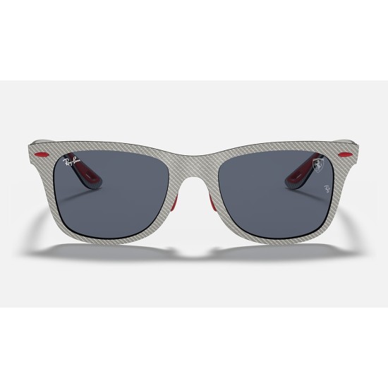 RB8395M SCUDERIA FERRARI COLLECTION
Lenses: Grey Classic  +  Frame: Grey
