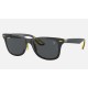 Wayfarer Carbon Fiber | Ferrari 75th Anniversary EditionLenses: Dark Grey Classic  +  Frame: Black