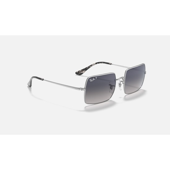 RECTANGLE 1969
Lenses: Polarized Blue/Grey Gradient  +  Frame: Silver