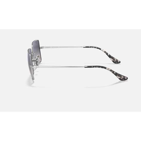 RECTANGLE 1969
Lenses: Polarized Blue/Grey Gradient  +  Frame: Silver