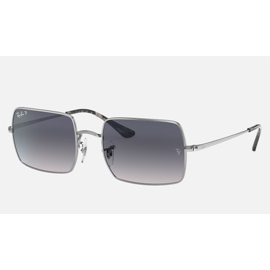 RECTANGLE 1969
Lenses: Polarized Blue/Grey Gradient  +  Frame: Silver