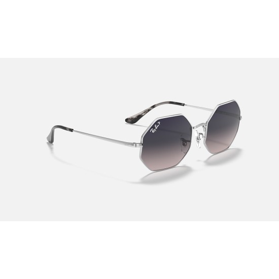 OCTAGON 1972
Lenses: Polarized Blue/Grey Gradient  +  Frame: Silver