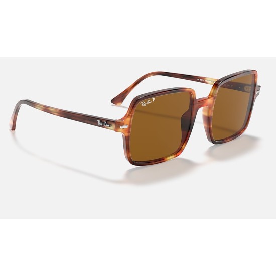 Square II
Lenses: Polarized Brown Classic  +  Frame: Tortoise