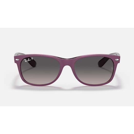 NEW WAYFARER CLASSIC
Lenses: Polarized Grey Gradient  +  Frame: Violet On Transparent Violet