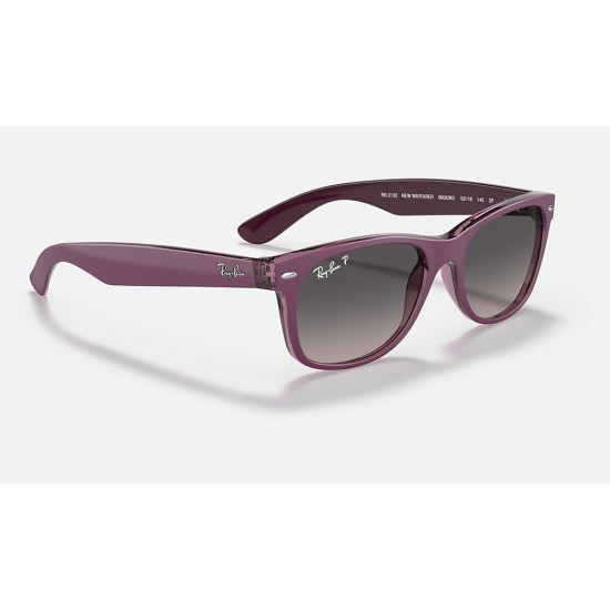NEW WAYFARER CLASSIC
Lenses: Polarized Grey Gradient  +  Frame: Violet On Transparent Violet