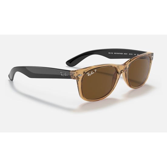 NEW WAYFARER BICOLOR
Lenses: Polarized Brown Classic  +  Frame: Honey