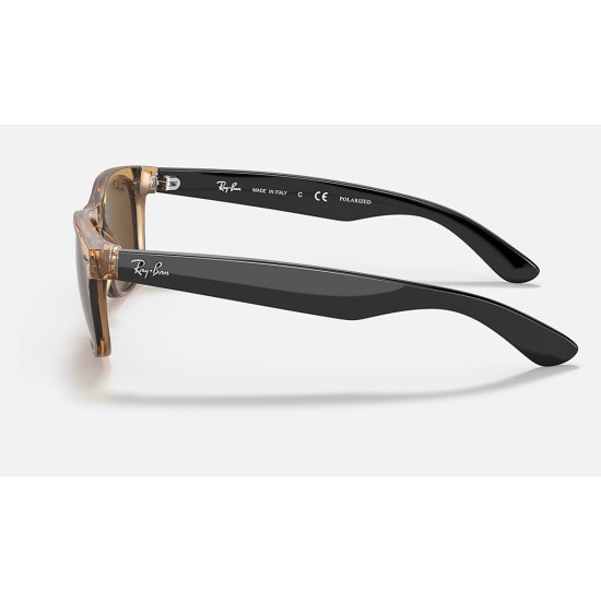 NEW WAYFARER BICOLOR
Lenses: Polarized Brown Classic  +  Frame: Honey