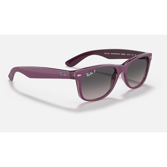 NEW WAYFARER CLASSIC
Lenses: Polarized Grey Gradient  +  Frame: Violet On Transparent Violet