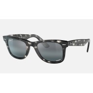 ORIGINAL WAYFARER CHROMANCE
Lenses: Polarized Silver/Blue Chromance Mirror  +  Frame: Grey Havana
