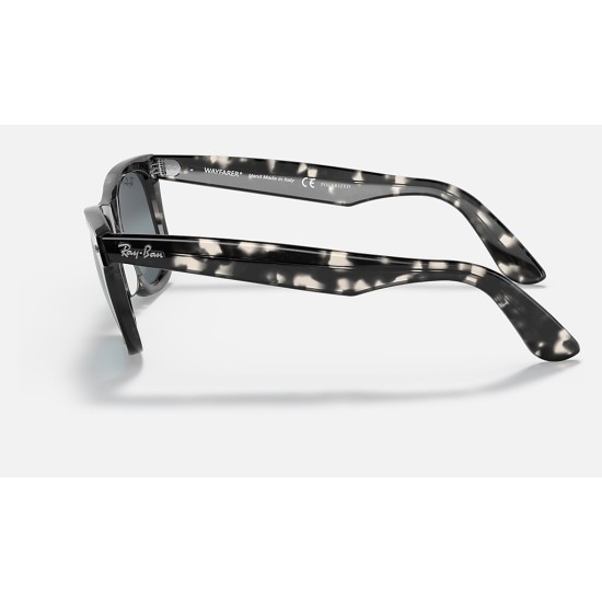 ORIGINAL WAYFARER CHROMANCE
Lenses: Polarized Silver/Blue Chromance Mirror  +  Frame: Grey Havana