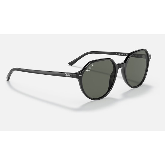 Thalia
Lenses: Polarized Green Classic G-15  +  Frame: Black