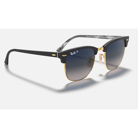 CLUBMASTER @Collection
Lenses: Polarized Blue/Grey Gradient  +  Frame: Black