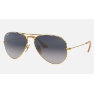 AVIATOR GRADIENT
Lenses: Polarized Blue/Grey Gradient  +  Frame: Gold