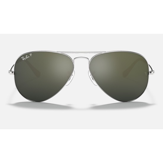 AVIATOR CLASSIC
Lenses: Polarized Grey Mirror  +  Frame: Silver