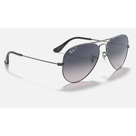 AVIATOR GRADIENT
Lenses: Polarized Blue/Grey Gradient  +  Frame: Gunmetal