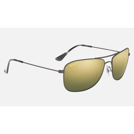 RB3543 CHROMANCE
Lenses: Polarized Green Chromance Mirror  +  Frame: Gunmetal