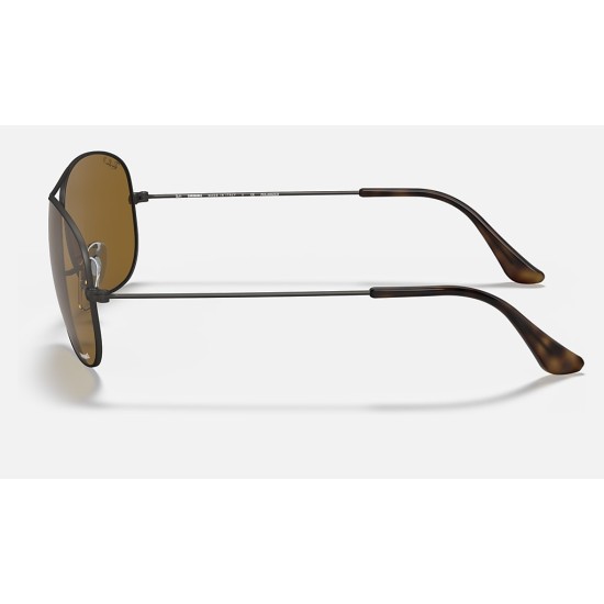 RB3562 CHROMANCE
Lenses: Polarized Brown Classic  +  Frame: Gunmetal
