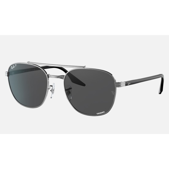 RB3688 CHROMANCE
Lenses: Polarized Dark Grey Chromance Classic  +  Frame: Gunmetal