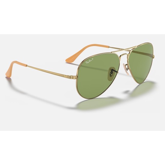 AVIATOR METAL II
Lenses: Polarized Green Classic G-15  +  Frame: Gold
