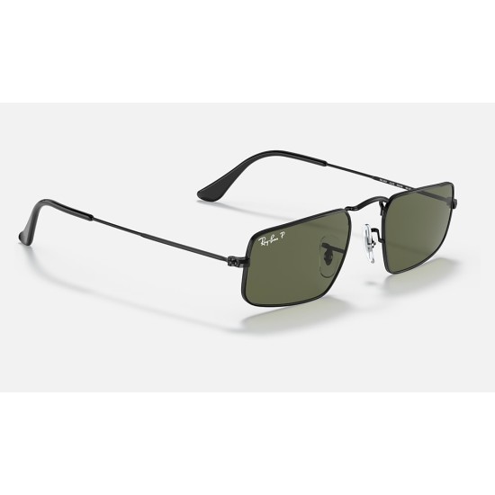 Julie
Lenses: Polarized Green Classic G-15  +  Frame: Black